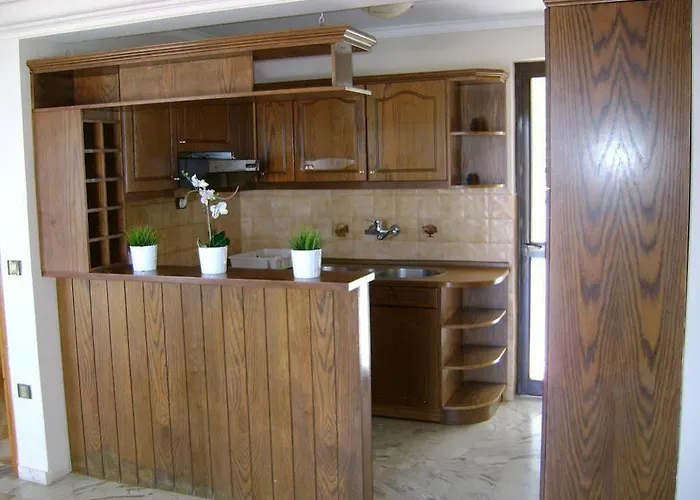 Viaros Aparthotel 4*