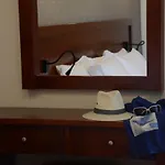 Viaros Aparthotel