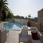 Viaros 4* Tolo