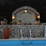 Viaros