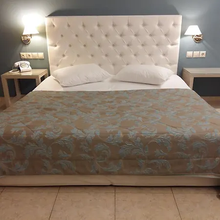 Viaros 4*