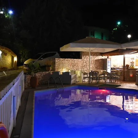 Viaros 4*