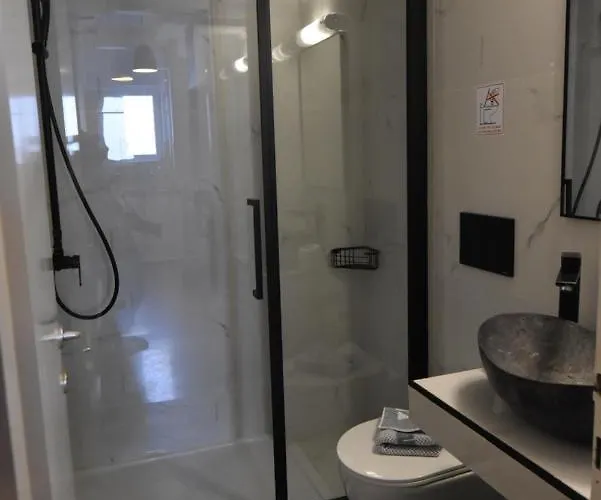 فياروس للشقق الفندقية 4*