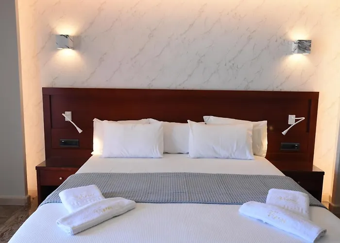 فياروس للشقق الفندقية تولو