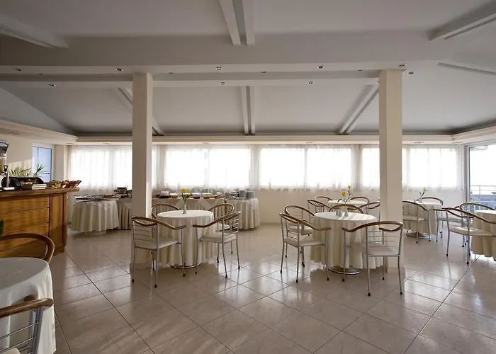 فياروس للشقق الفندقية