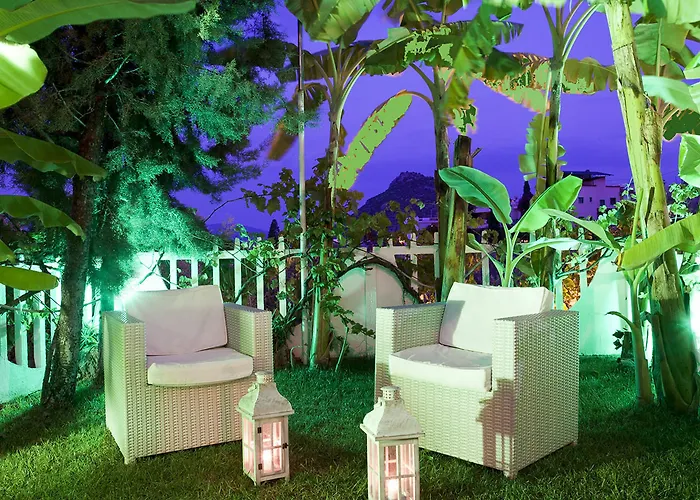 شقة فندقية فياروس للشقق الفندقية تولو