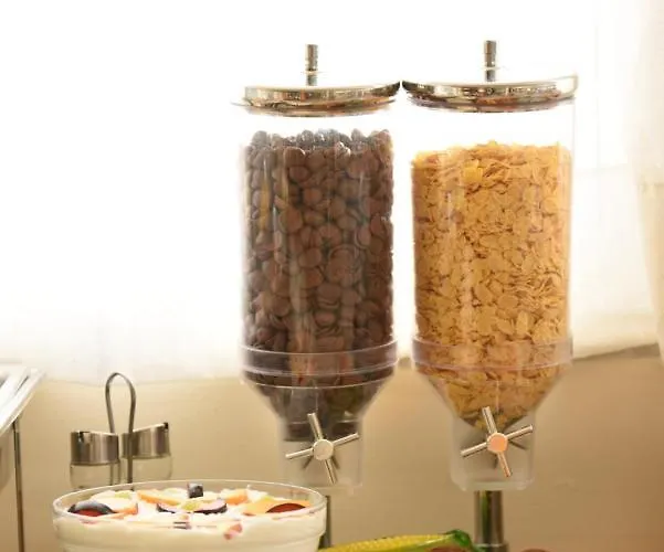 فياروس للشقق الفندقية تولو